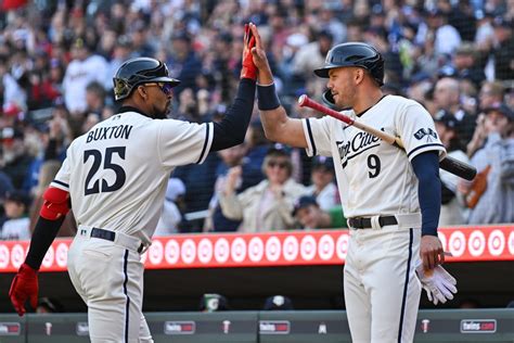 minnesota starting lineup tonight|chicago twins starting lineup.